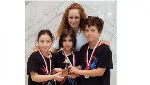 Ali Tekin İlkokulu Robotik Takımı Türkiye Üçüncüsü
