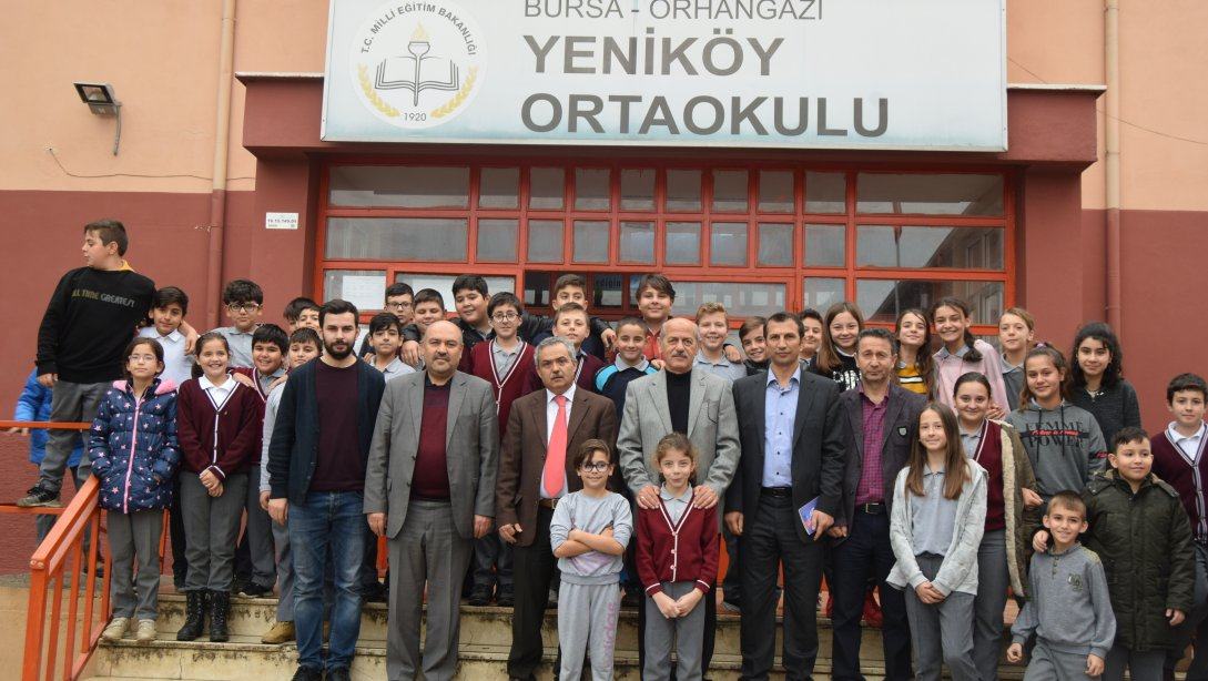 İlçe Kaymakamı Dr.Yalçın Yılmaz Yeniköy Ortaokulunu Ziyaret Etti