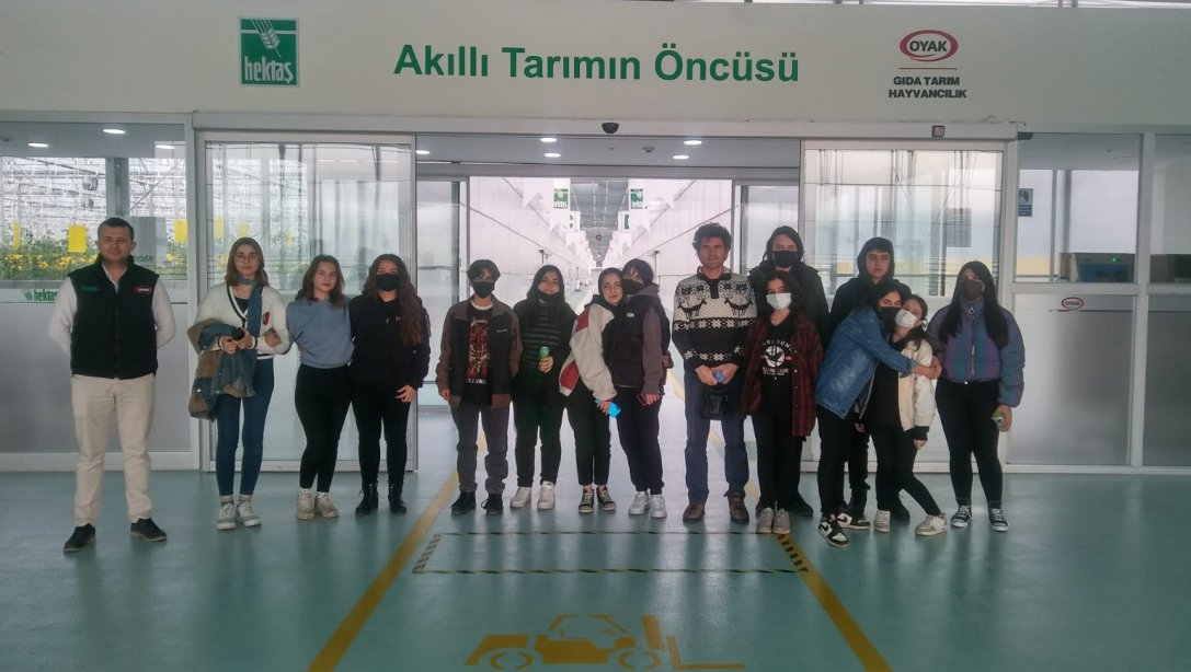 15 Temmuz Anadolu Lisesi Öğrencileri HEKTAŞ' ı Ziyaret Ettiler.