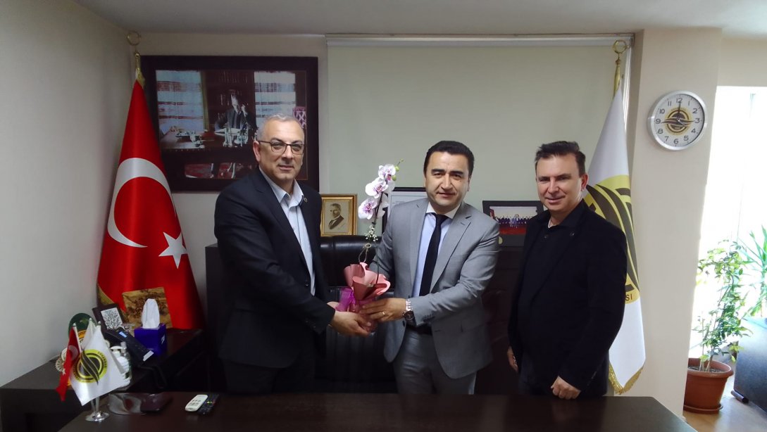 İlçe Milli Eğitim Müdürü Sn. Mustafa SAKARYA Ticaret ve Sanayi Odasını Ziyaret Etti.