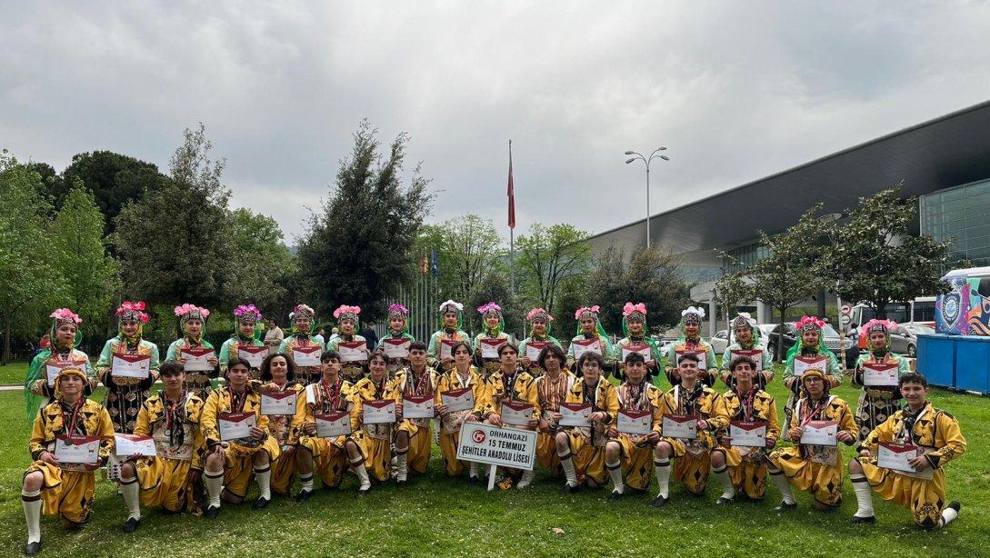 15 Temmuz Şehitleri Anadolu Lisesi Halk Oyunları Ekibinden Büyük Başarı