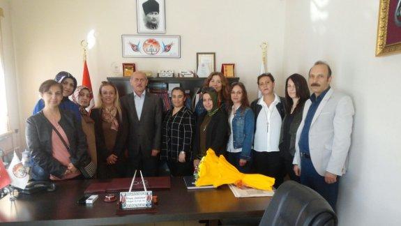 Atatürk Ortaokulu Okul Aile Birliği´nden Teşekkür Ziyareti