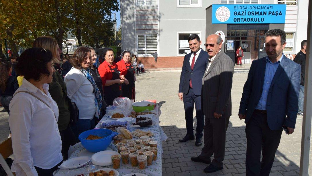 İlçe Milli Eğitim Müdürü Karatosun Gazi Osman Paşa Ortaokulu Kermesini Ziyaret Etti