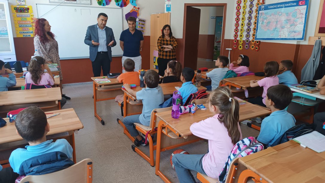 İlçe Milli Eğitim Müdürü Sn. Mustafa SAKARYA Örnekköy Orhan Öcalgiray İlkokulu' nu Ziyaret Etti.