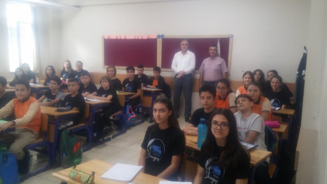 İlçe Milli Eğitim Şube Müdürü Bülent SERTKAYA Orhangazi Ortaokulu' nu Ziyaret Etti.