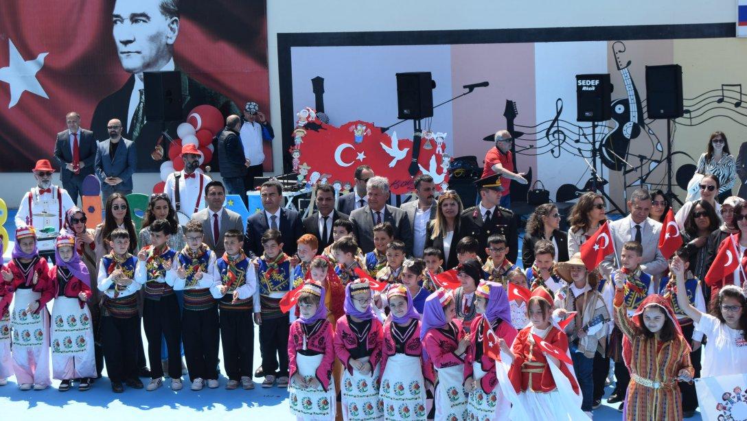Türkiye Büyük Millet Meclisi' nin açılışının 103. yıldönümü ve 23 Nisan Ulusal Egemenlik ve Çocuk Bayramı Büyük Bir Coşkuyla Kutlandı.